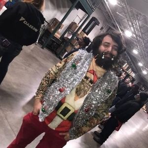 Meet your Posher, Damon